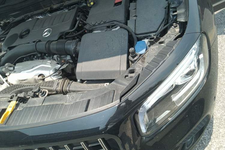 Used Mercedes-Benz GLB 2023 GLB 220 Fashion Model Engine Bay Left