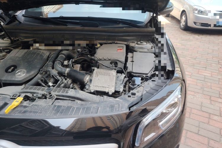 Used Mercedes-Benz GLB 2023 Refreshed GLB 200 Dynamic Edition Engine Bay Left
