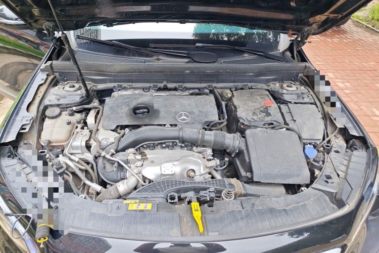 Used Mercedes-Benz GLB 2023 GLB 220 Sport Edition Engine Bay