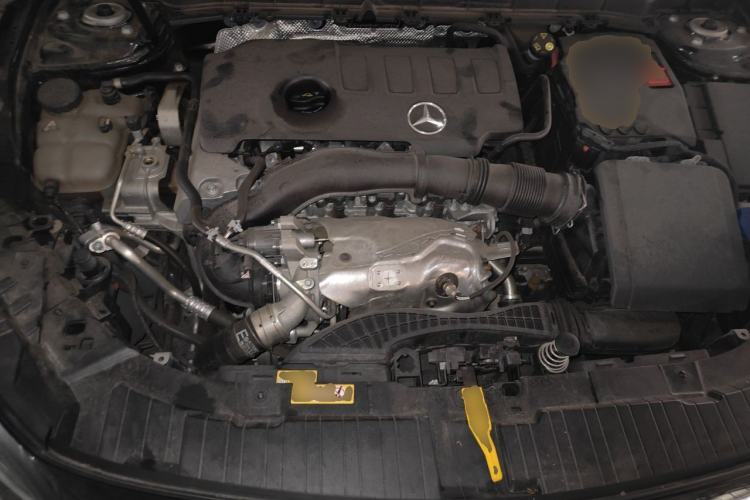 Used Mercedes-Benz GLB 2023 GLB 220 Sport Edition Engine Bay