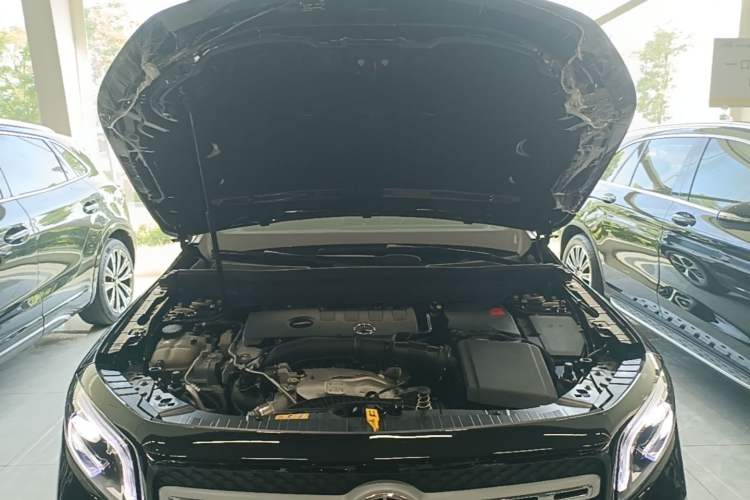 Used Mercedes-Benz GLB 2023 GLB 220 Fashion Model Engine Bay