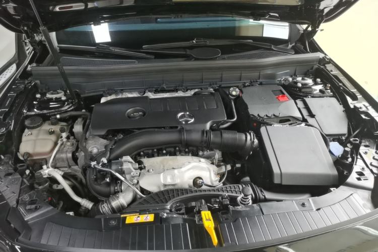 Used Mercedes-Benz GLB 2023 GLB 220 Sport Edition Engine Bay
