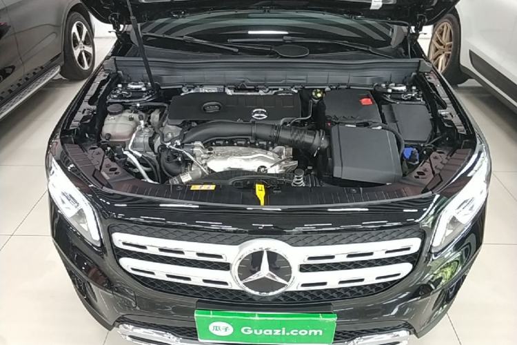 Used Mercedes-Benz GLB 2023 GLB 220 Fashion Model Engine Bay