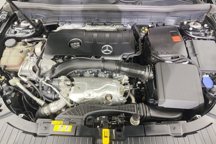 Used Mercedes-Benz GLB 2023 GLB 220 Sport Edition Engine Bay