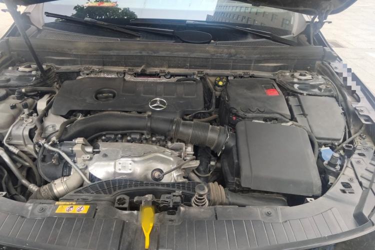 Used Mercedes-Benz GLB 2023 GLB 220 Sport Edition Engine Bay