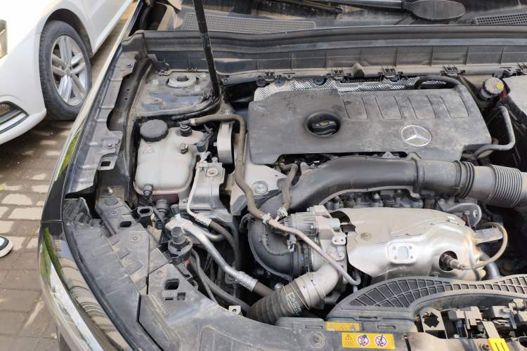Used Mercedes-Benz GLB 2023 GLB 220 Sport Edition Engine Bay Right