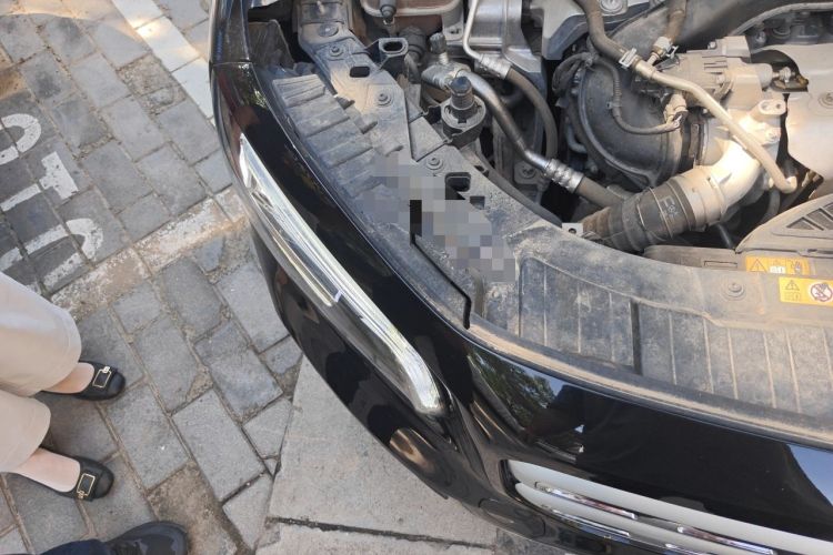 Used Mercedes-Benz GLB 2023 GLB 220 Fashion Model Engine Bay Right