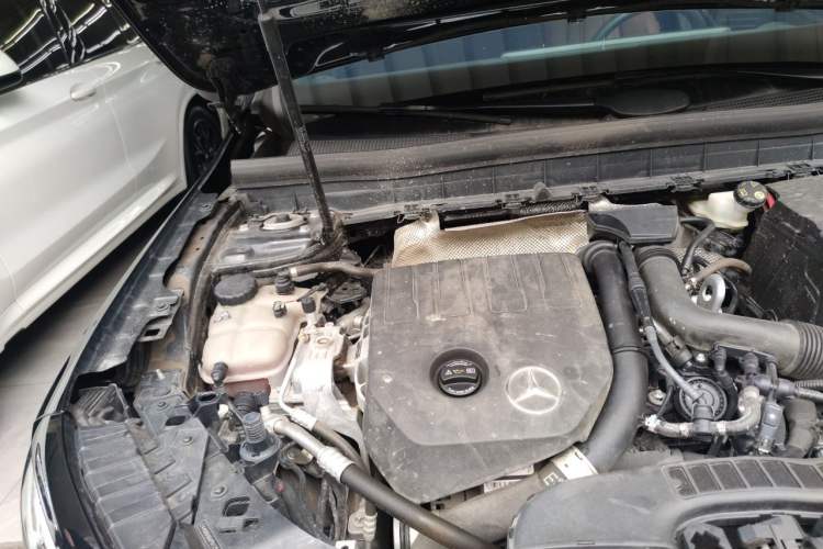 Used Mercedes-Benz GLB 2023 GLB 200 Fashion Model Engine Bay Right