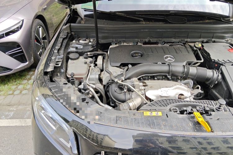 Used Mercedes-Benz GLB 2023 GLB 220 Fashion Model Engine Bay Right