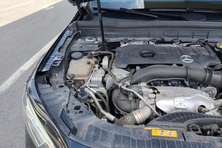 Used Mercedes-Benz GLB 2023 GLB 220 Sport Edition Engine Bay Right