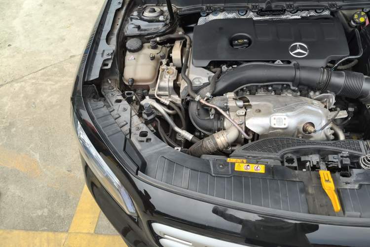 Used Mercedes-Benz GLB 2023 GLB 220 Fashion Model Engine Bay Right
