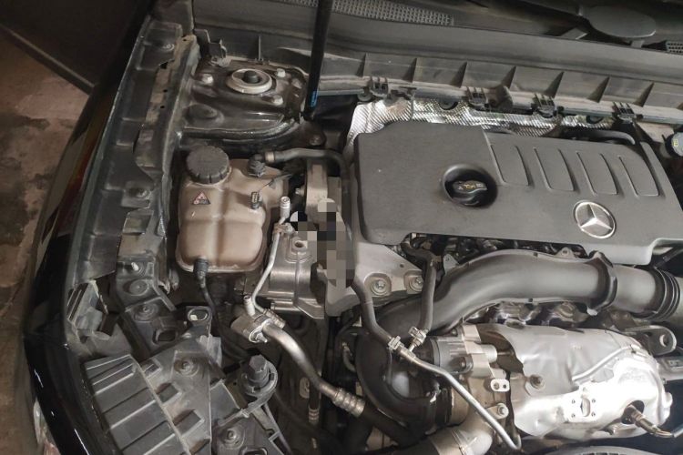 Used Mercedes-Benz GLB 2023 GLB 220 Fashion Model Engine Bay Right
