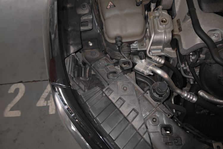 Used Mercedes-Benz GLB 2023 GLB 220 Sport Edition Engine Bay Right