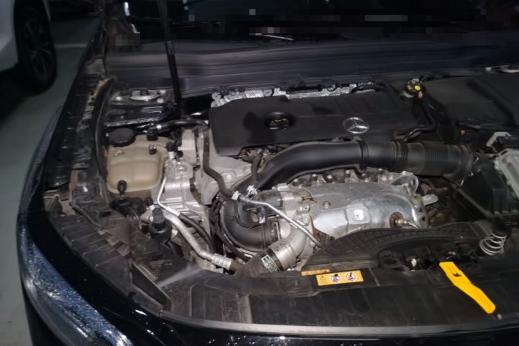 Used Mercedes-Benz GLB 2023 GLB 220 4MATIC Engine Bay Right