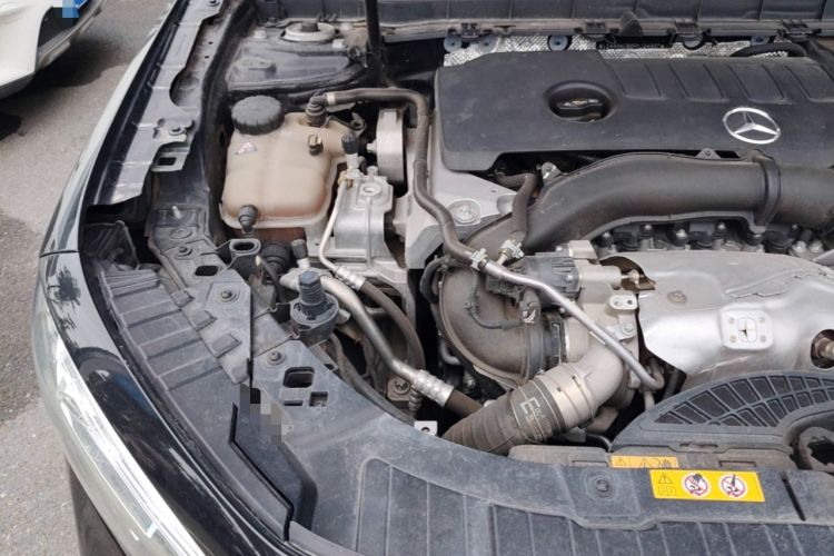 Used Mercedes-Benz GLB 2023 GLB 220 Sport Edition Engine Bay Right