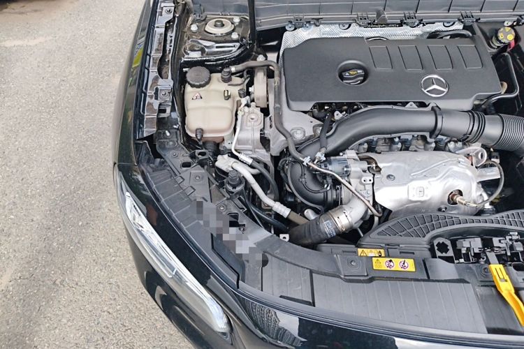 Used Mercedes-Benz GLB 2023 GLB 220 Fashion Model Engine Bay Right