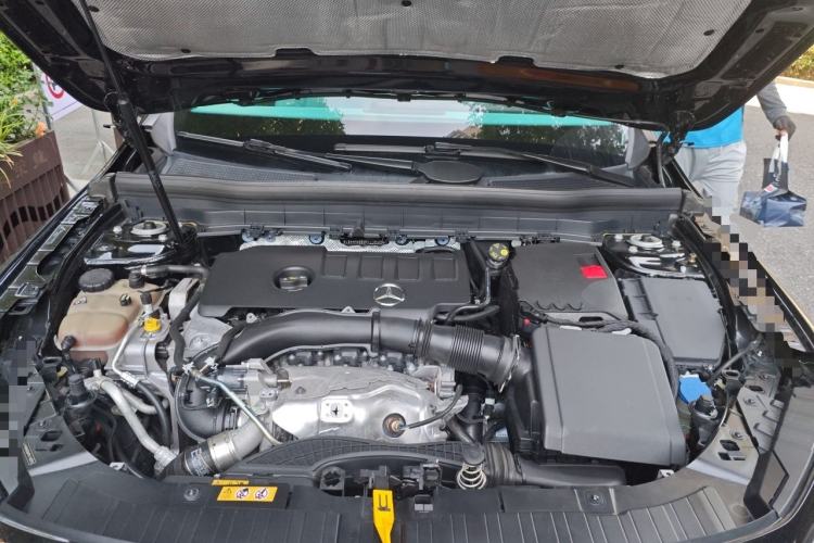 Used Mercedes-Benz GLB 2023 GLB 220 Fashion Model Engine Bay