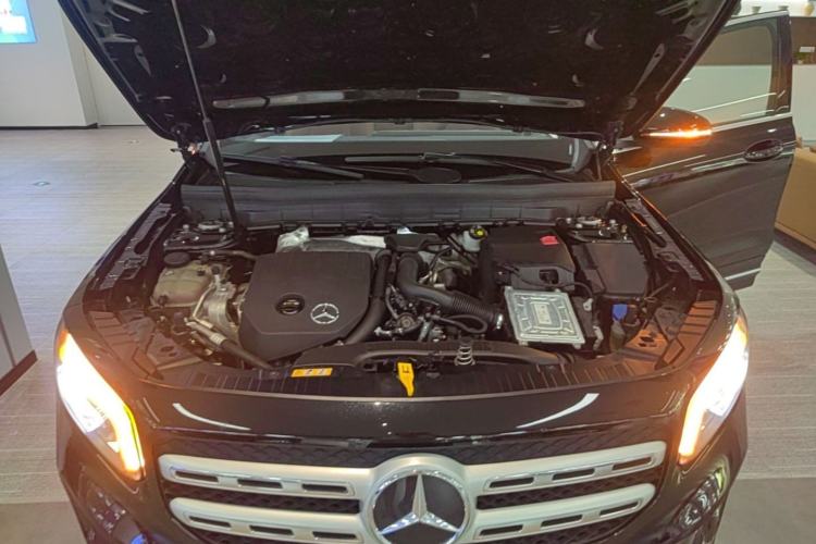 Used Mercedes-Benz GLB 2023 GLB 200 Fashion Model Engine Bay
