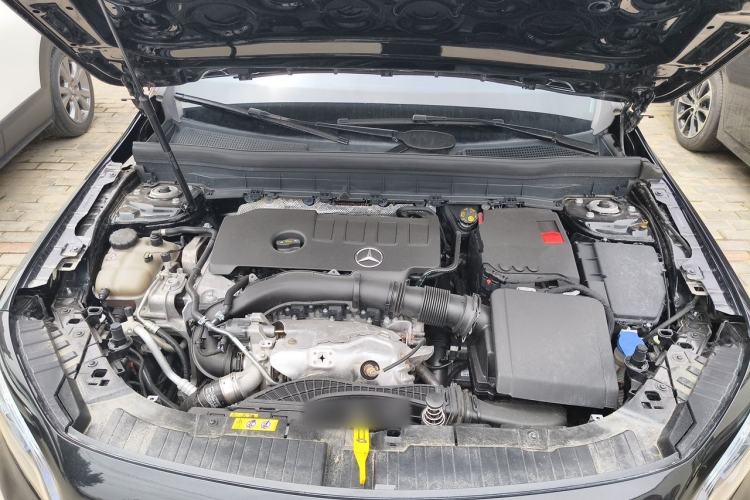 Used Mercedes-Benz GLB 2023 GLB 220 Sport Edition Engine Bay