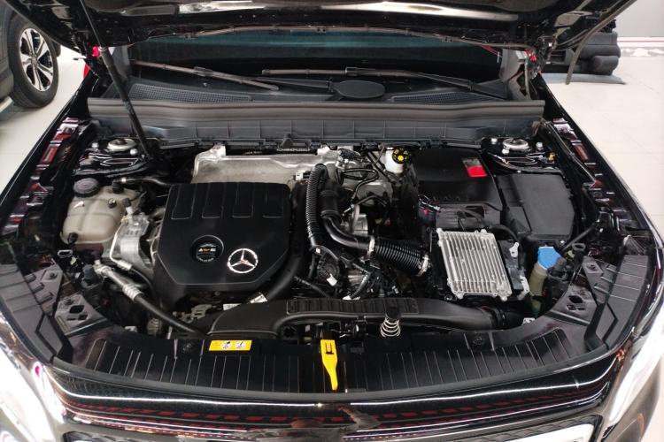 Used Mercedes-Benz GLB 2023 Refreshed GLB 200 Dynamic Edition Engine Bay