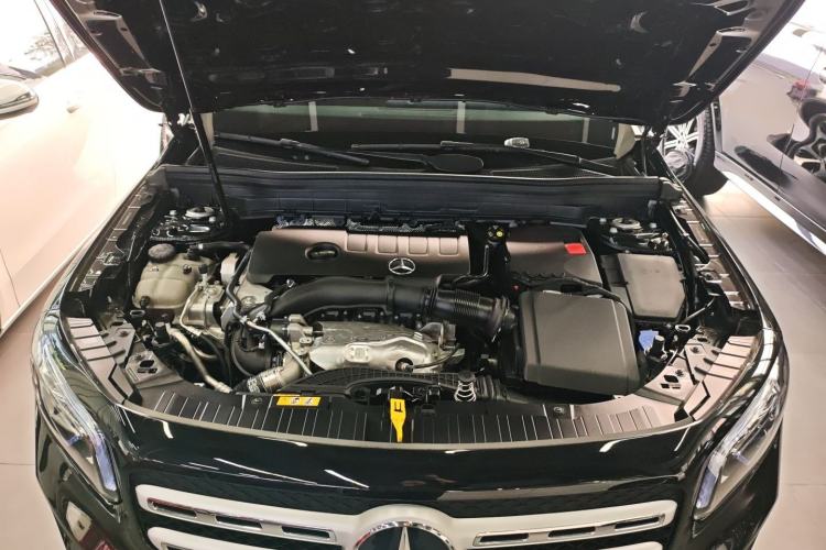 Used Mercedes-Benz GLB 2023 GLB 220 Fashion Model Engine Bay