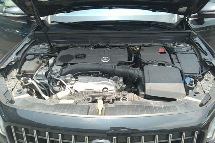 Used Mercedes-Benz GLB 2023 GLB 220 Fashion Model Engine Bay