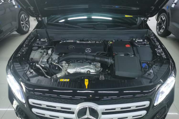 Used Mercedes-Benz GLB 2023 GLB 220 Sport Edition Engine Bay