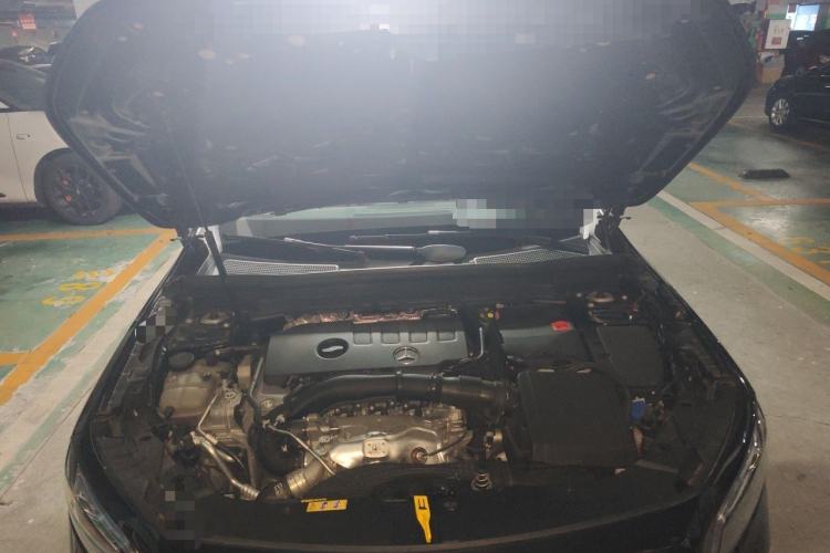 Used Mercedes-Benz GLB 2023 GLB 220 Sport Edition Engine Bay
