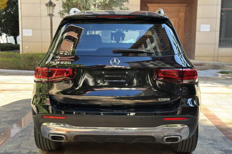 Used Mercedes-Benz GLB 2023 GLB 220 Fashion Model Exterior 1