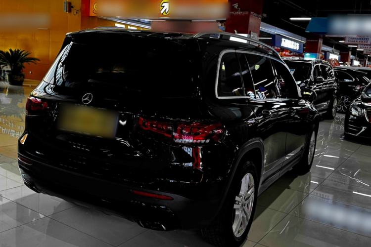 Used Mercedes-Benz GLB 2023 Refreshed GLB 200 Dynamic Edition Exterior 1