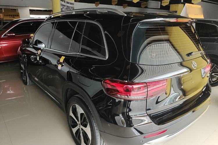 Used Mercedes-Benz GLB 2023 GLB 220 Fashion Model Exterior 2
