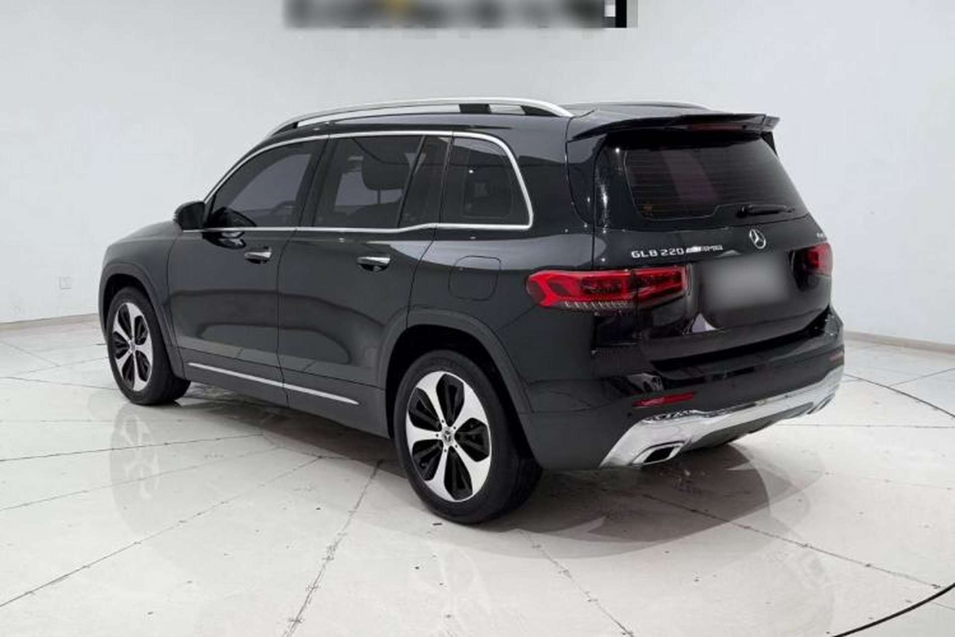 Used Mercedes-Benz GLB 2023 GLB 220 Fashion Model Exterior 2
