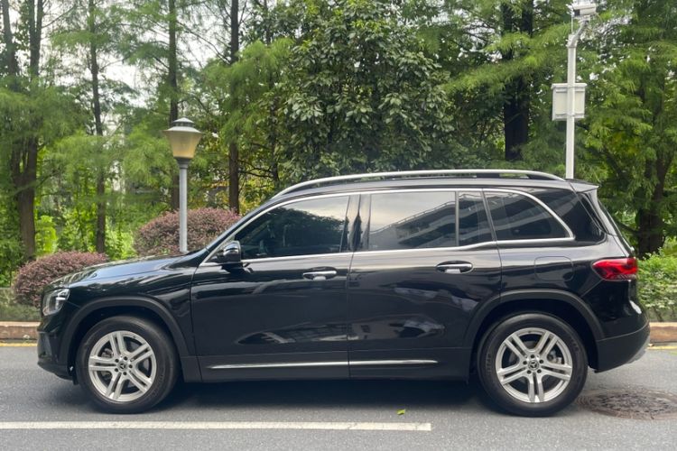 Used Mercedes-Benz GLB 2023 GLB 220 Sport Edition Exterior 2