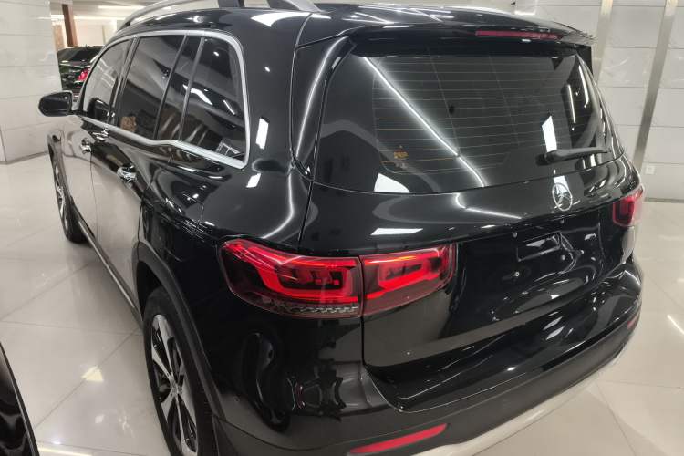 Used Mercedes-Benz GLB 2023 GLB 220 Fashion Model Exterior 2