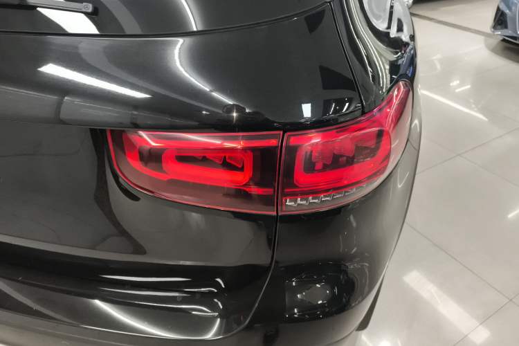 Used Mercedes-Benz GLB 2023 GLB 220 Fashion Model Exterior 3