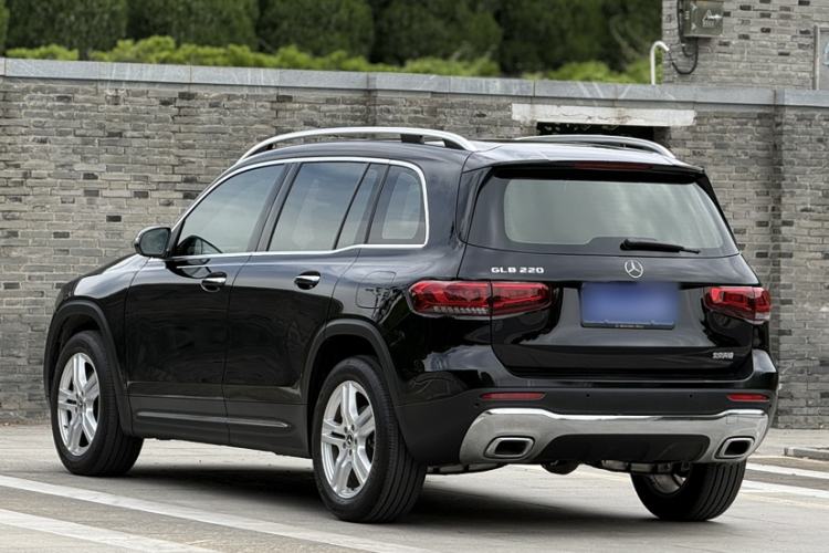 Used Mercedes-Benz GLB 2023 GLB 220 Sport Edition Exterior 3