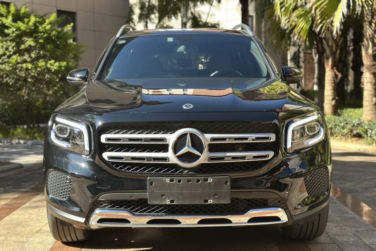 Used Mercedes-Benz GLB 2023 GLB 220 Fashion Model Exterior 4
