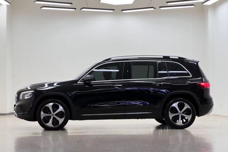 Used Mercedes-Benz GLB 2023 GLB 220 Fashion Model Exterior 4