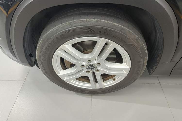 Used Mercedes-Benz GLB 2023 GLB 220 Sport Edition Exterior 4