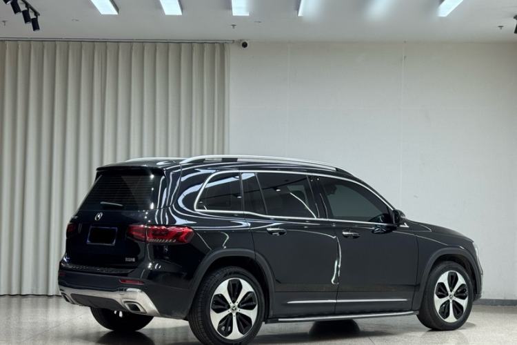 Used Mercedes-Benz GLB 2023 GLB 220 Fashion Model Exterior 4