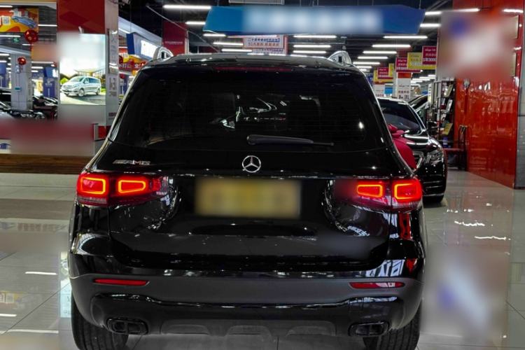 Used Mercedes-Benz GLB 2023 Refreshed GLB 200 Dynamic Edition Exterior 5