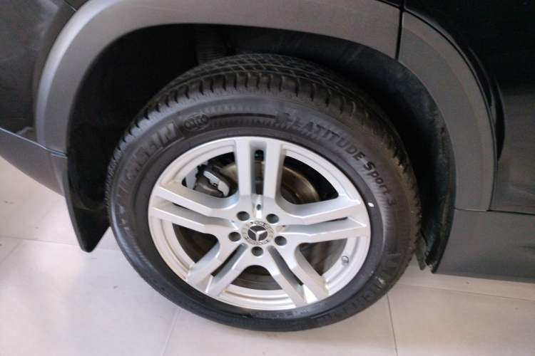 Used Mercedes-Benz GLB 2023 GLB 200 Dynamic Edition Exterior 5