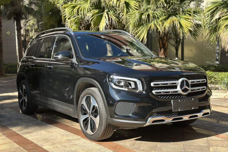 Used Mercedes-Benz GLB 2023 GLB 220 Fashion Model Exterior 6