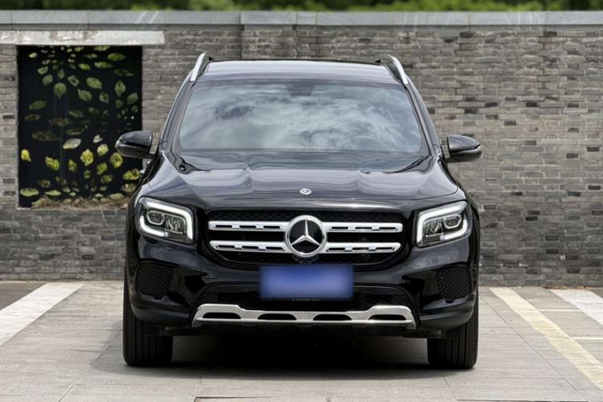 Used Mercedes-Benz GLB 2023 GLB 220 Sport Edition Exterior 6