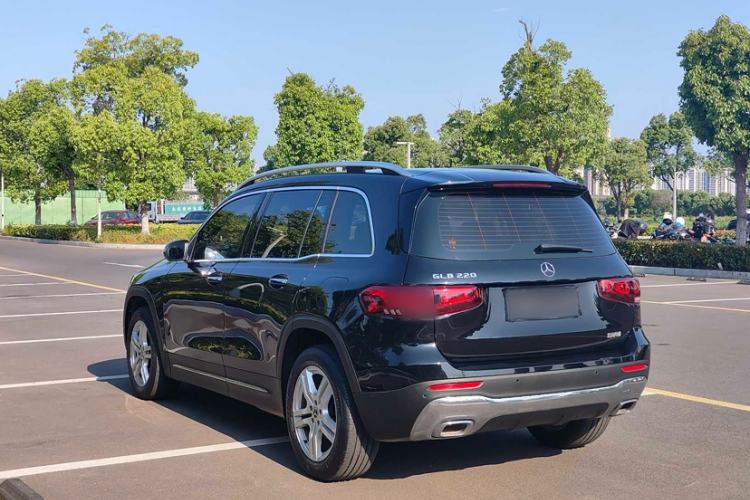 Used Mercedes-Benz GLB 2023 GLB 220 Sport Edition Exterior 7