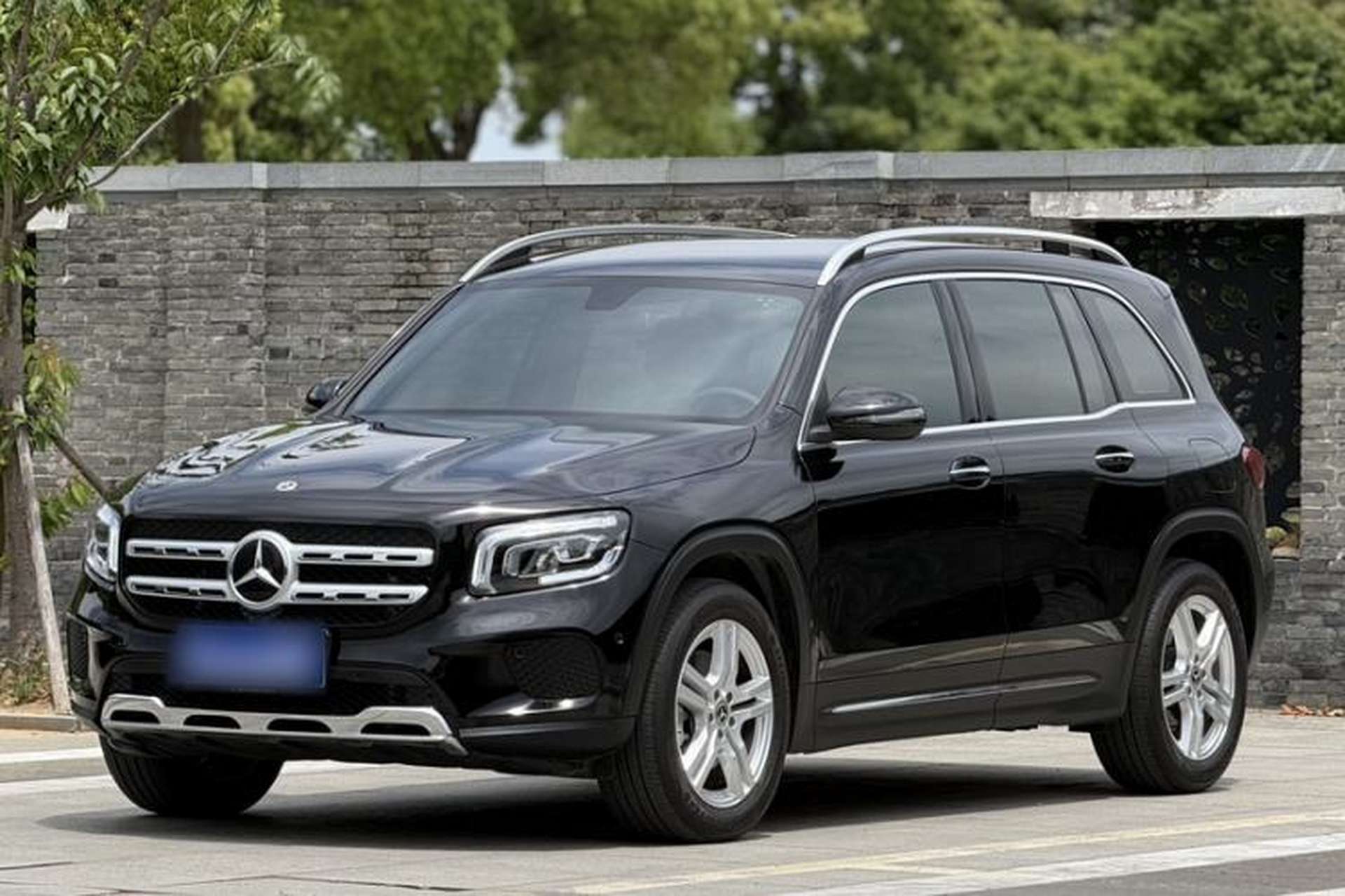 Used Mercedes-Benz GLB 2023 GLB 220 Sport Edition Exterior 8