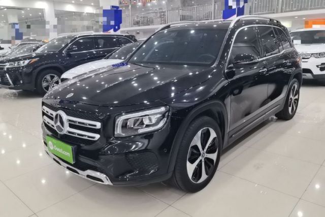 Ojetý Mercedes-Benz GLB 2023 GLB 220 Fashion Model