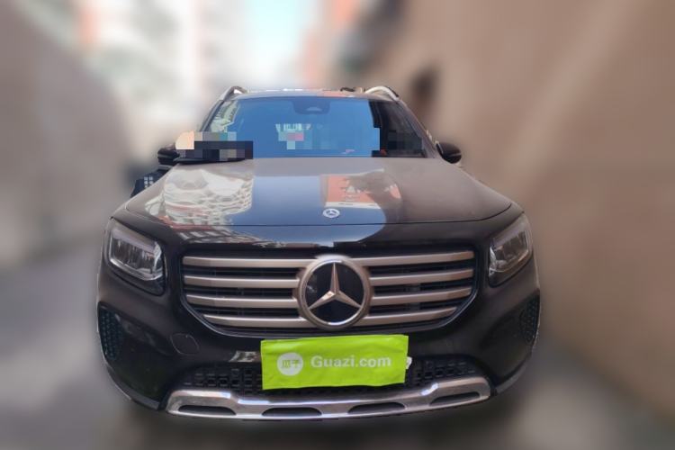 Used Mercedes-Benz GLB 2023 Refreshed GLB 200 Dynamic Edition Front