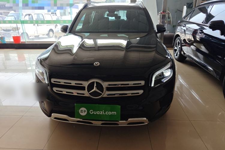 Used Mercedes-Benz GLB 2023 Refreshed GLB 200 Dynamic Edition Front