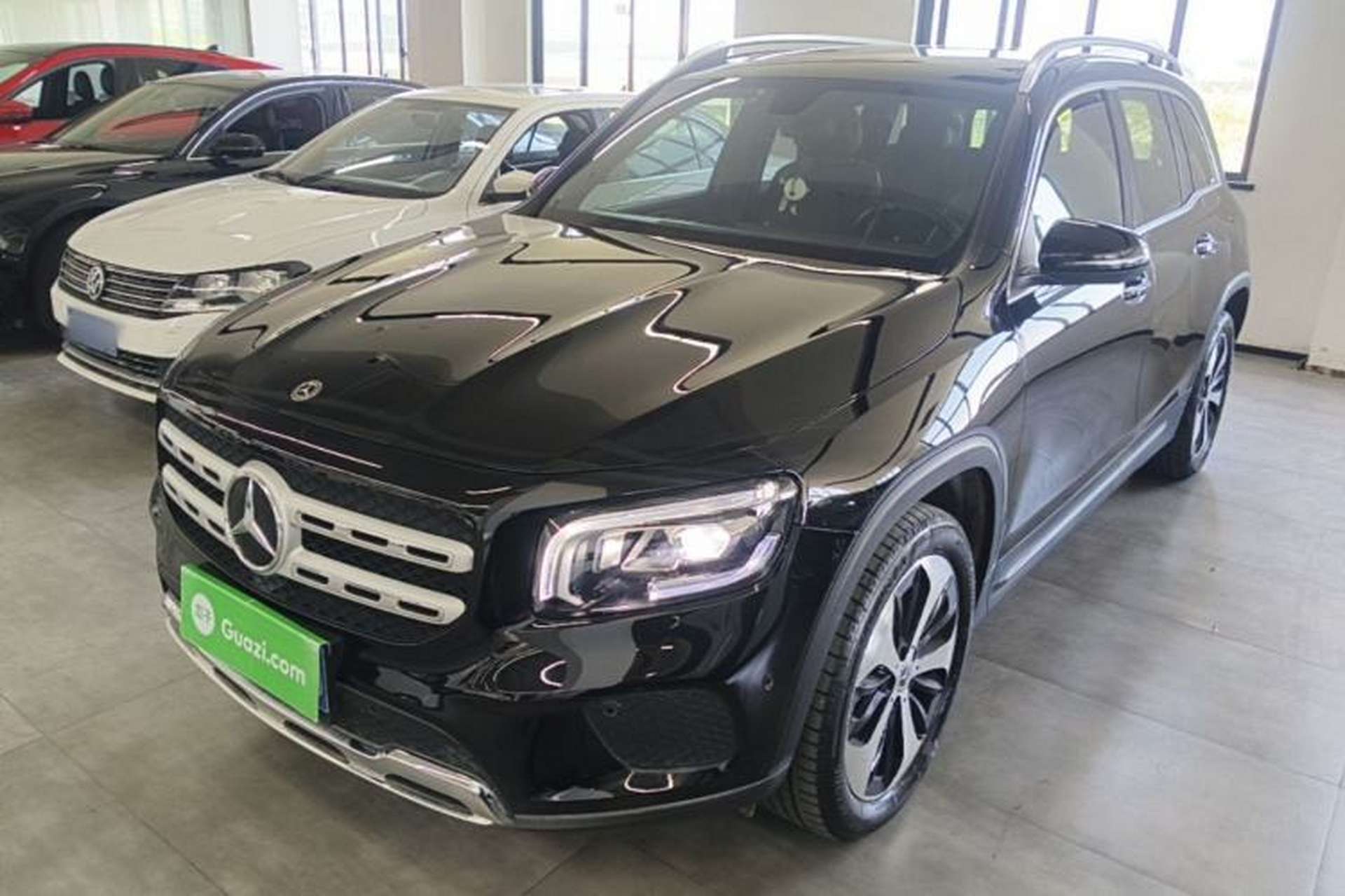 Used Mercedes-Benz GLB 2023 GLB 220 Fashion Model Front Left 45 Deg